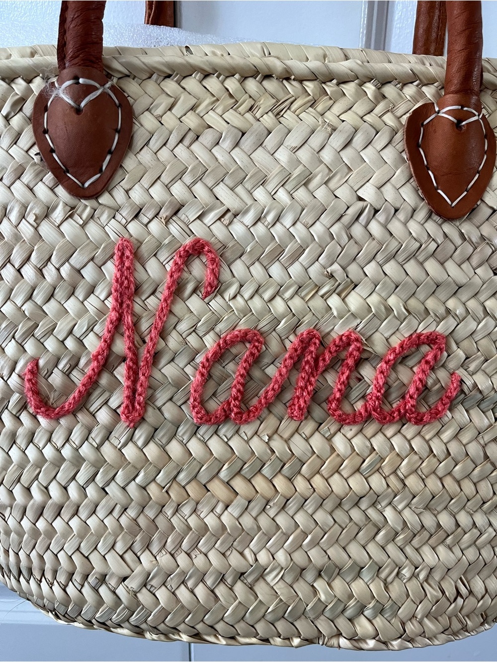 Source Unknown Natural Straw Tote with Brown Handles and Coral Script - Picture 3 of 6